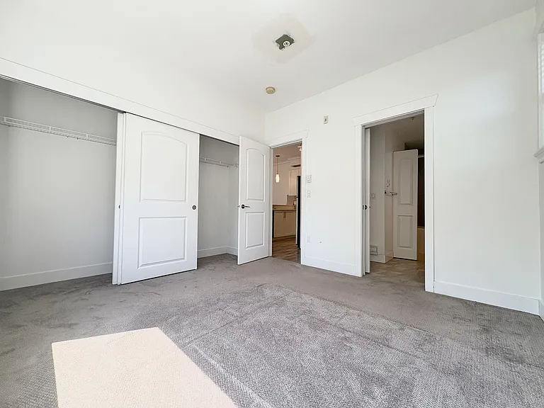 8183 121a St #320 — Photo 6