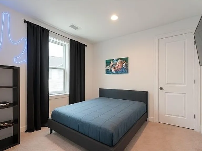 5308 S Capitol St — Photo 19
