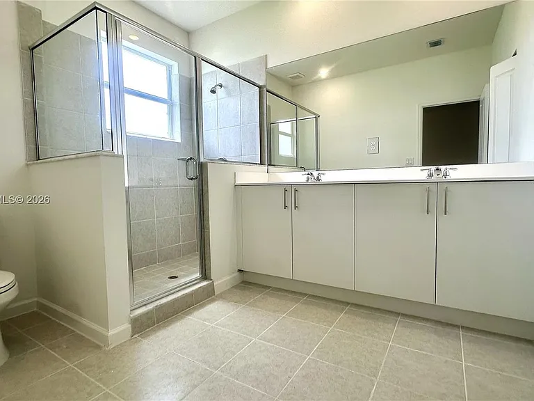 2797 SE 25th Ave #0 — Photo 22