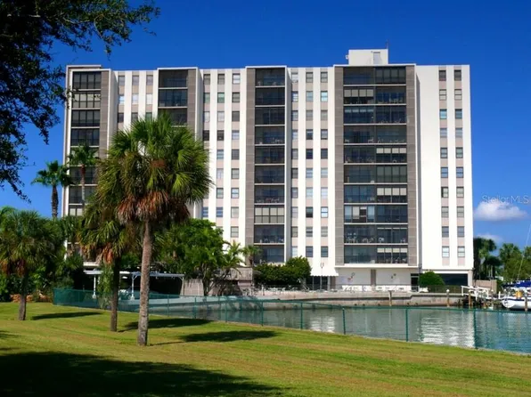 10355 Paradise Blvd APT 606, Treasure Island, FL 33706