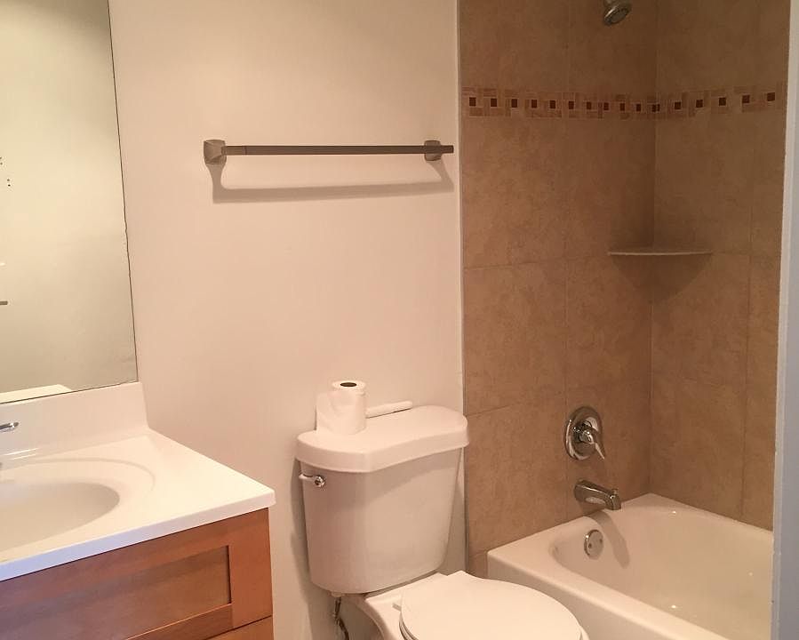 Newly renovated bath