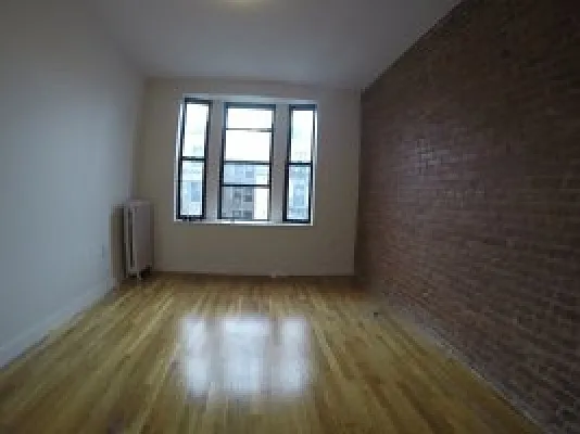 Rented by Bohemia Realty Group | media 54