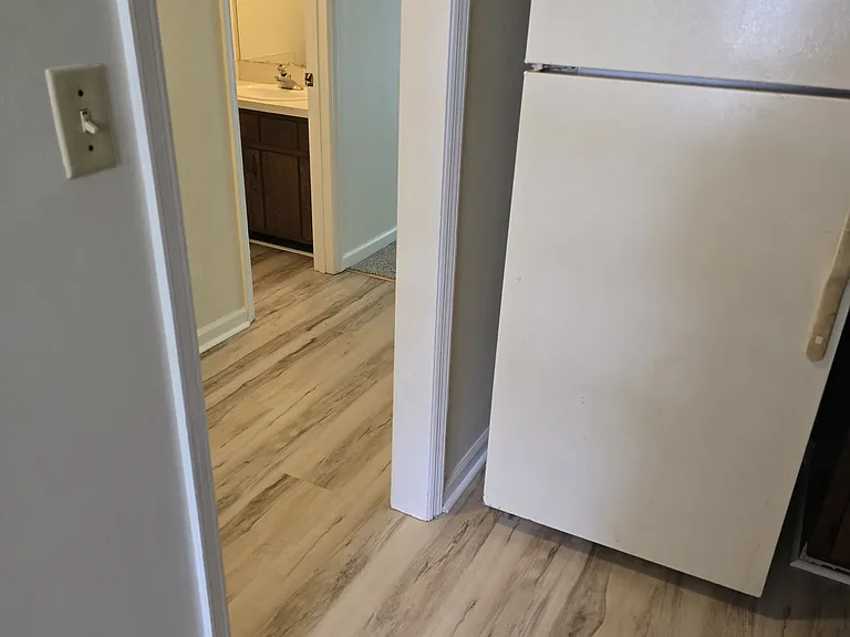 1585B Jacks Dr — Photo 4