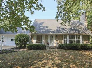 125 Pauline Pl, Waterloo, IA 50701