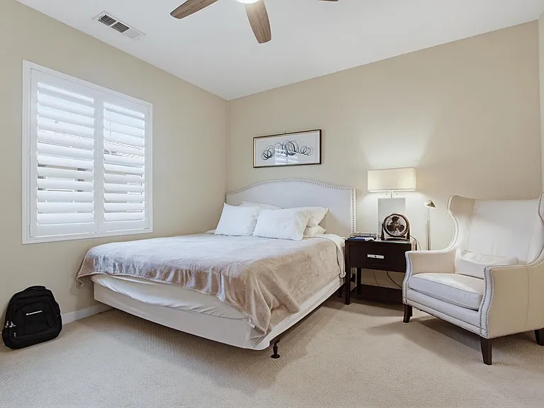 2115 Cosmo Way — Photo 20