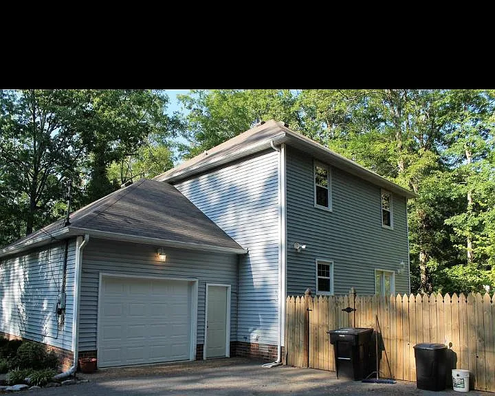 605 Kings Ln — Photo 8