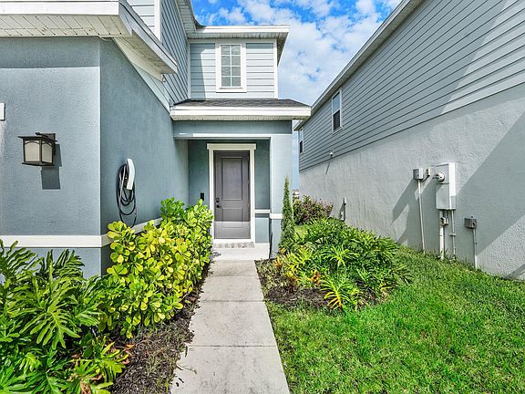 5th image of 9362 SW SERAPIS Way