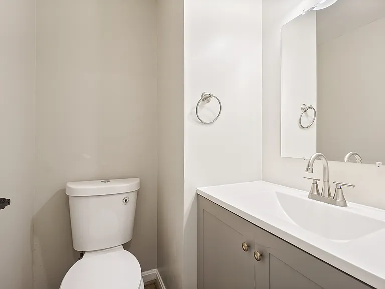 10106 Bosworth Ct — Photo 13