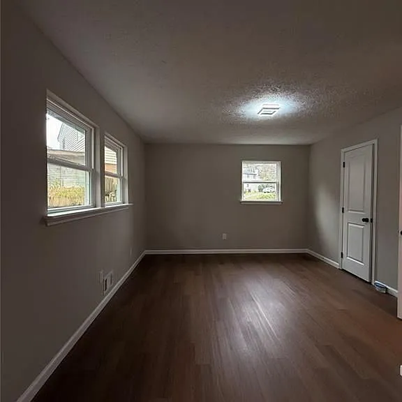 1055 Pinecrest Dr — Photo 46