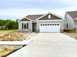 423 Clipper Ct, Avon Lake, OH 44012