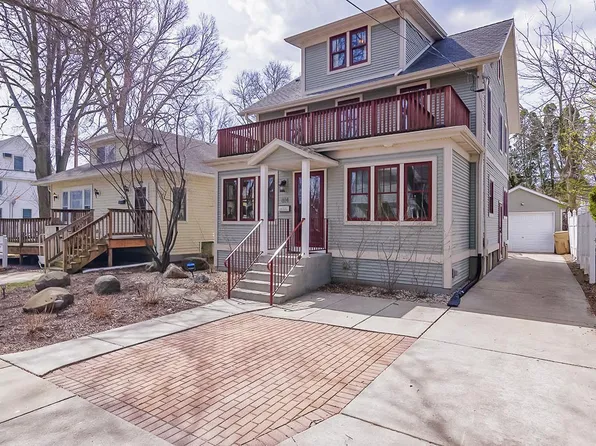 814 Oakland AVENUE, Madison, WI 53711