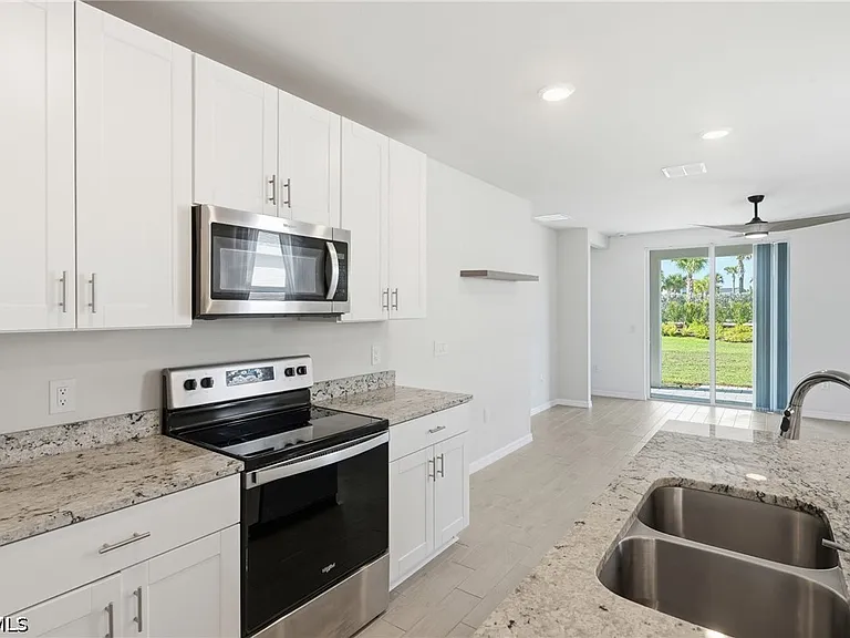 44197 Frontier Dr — Photo 5
