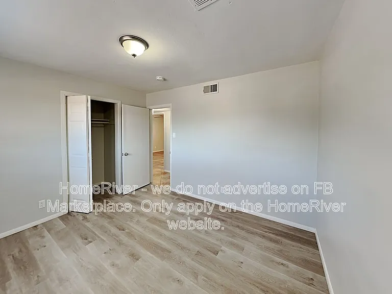 3623 W Luke Ave — Photo 13