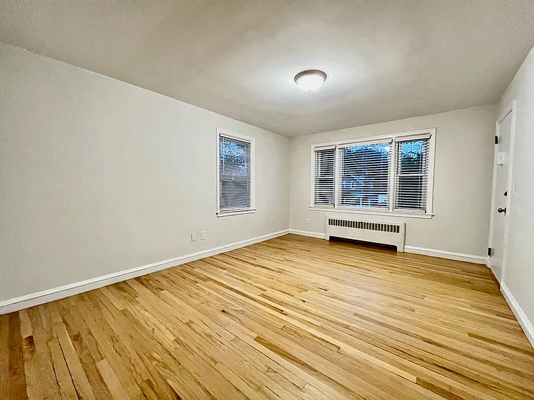 167 Norwood Ave — Photo 12