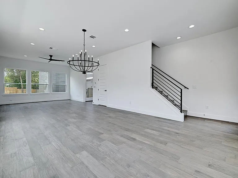 2308 Maxwell Ln #1 — Photo 9