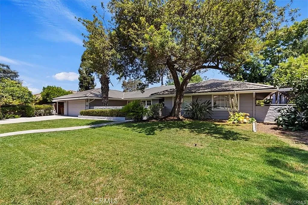3 bed, 1995 sqft, $3,750 — Photo 4