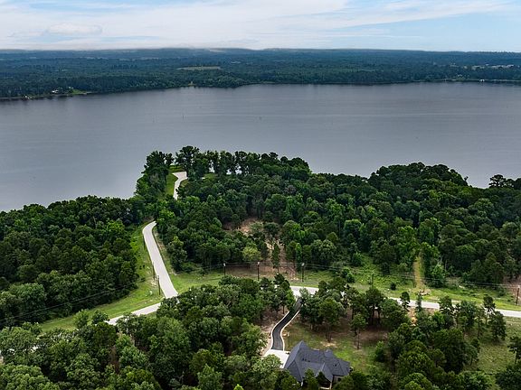 3rd image of 3168 Shadow Pine Dr
