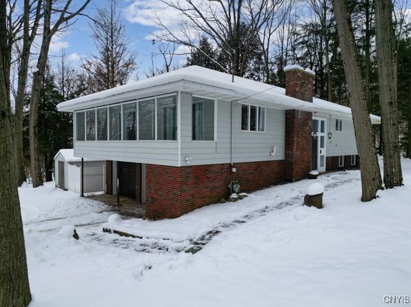 927 Ridgewood Rd, Herkimer, NY 13350