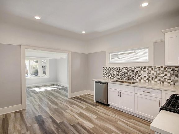 2nd image of 1521 U St