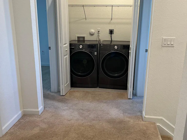 542 SW 19th Ter #542 — Photo 17