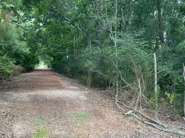 600 Louis Arceneaux Rd, Lafayette, LA 70507