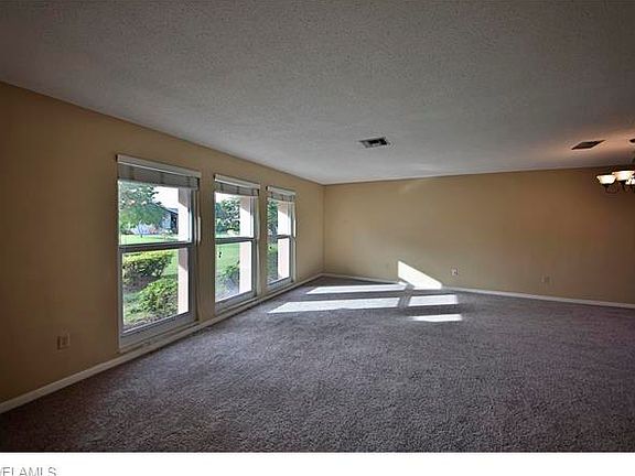 5th image of 5325 Shalley Cir E