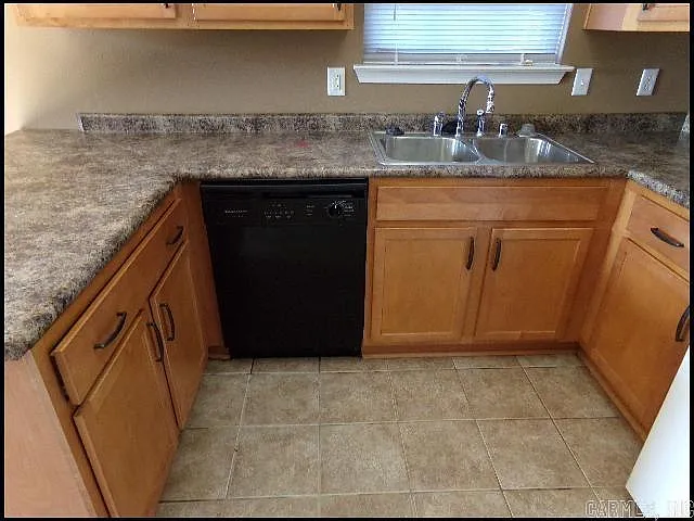 13498 Alexis Dr — Photo 7