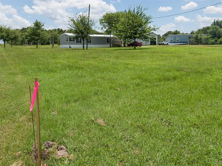 2592 County Road 152 — Photo 39