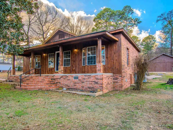 2923 Whistling Pine St, Bryant, AR 72022