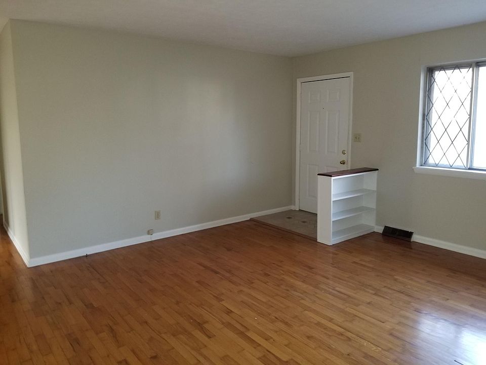 1215 S Cedarbrook Ave, Springfield, MO 65804 Zillow