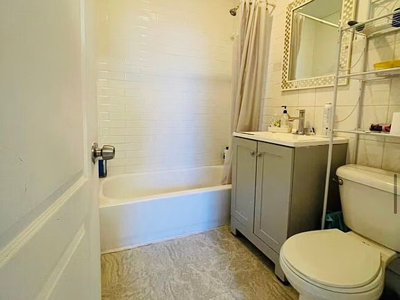 5th image of 112 Greenville Ave #2D