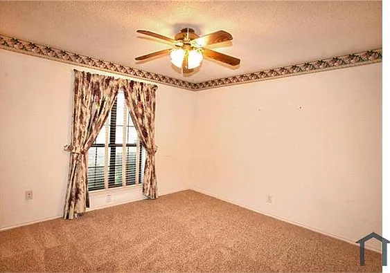 864 Western Trl — Photo 16