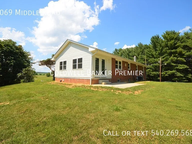 5069 Middle Rd — Photo 3
