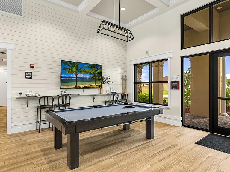 10068 W Villa Cir — Photo 33