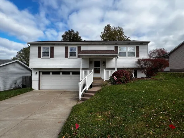 3825 Calico Dr, Erie, PA 16506
