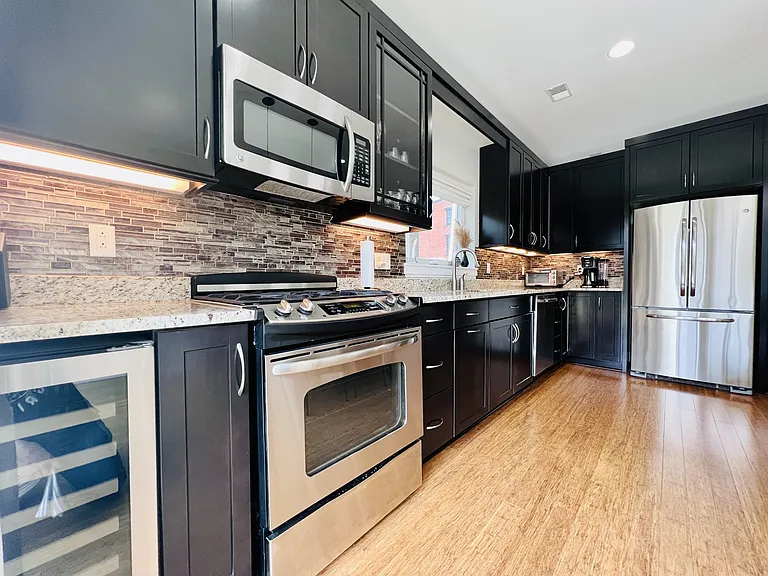 130 Home St — Photo 12