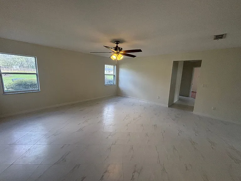11435 SW 140th Ave — Photo 9
