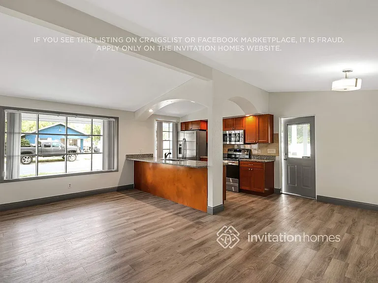 3510 N 35th St — Photo 5
