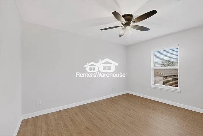 1818 Indian Creek Ct — Photo 25