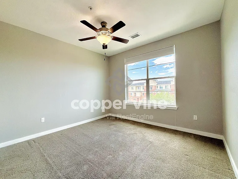 4100 N Albion St #522 — Photo 12