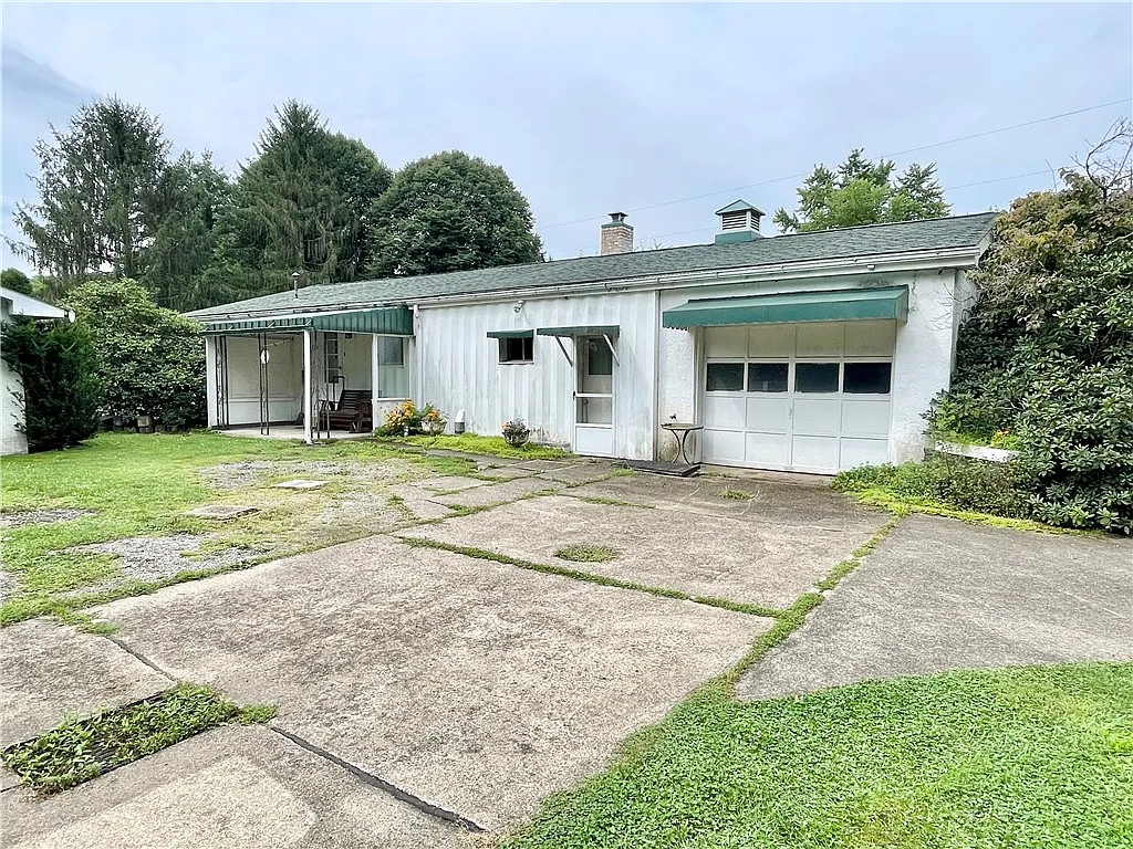 671 Pine Run Rd photo 1