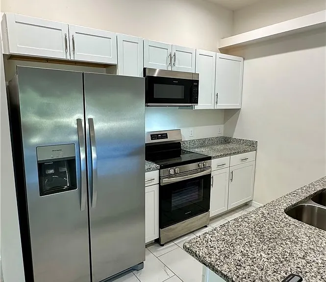 3305 SW 15th Pl — Photo 30