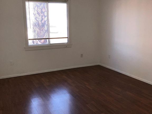 5th image of 13822 N 41st Pl