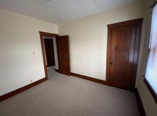 24 W John St, Huntington, IN 46750