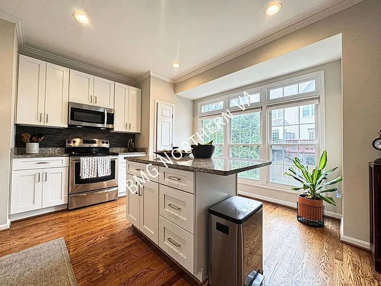 6600 Dunwich Way — Photo 16