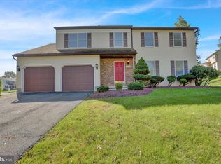 138 Sage Dr, Reading, PA 19608