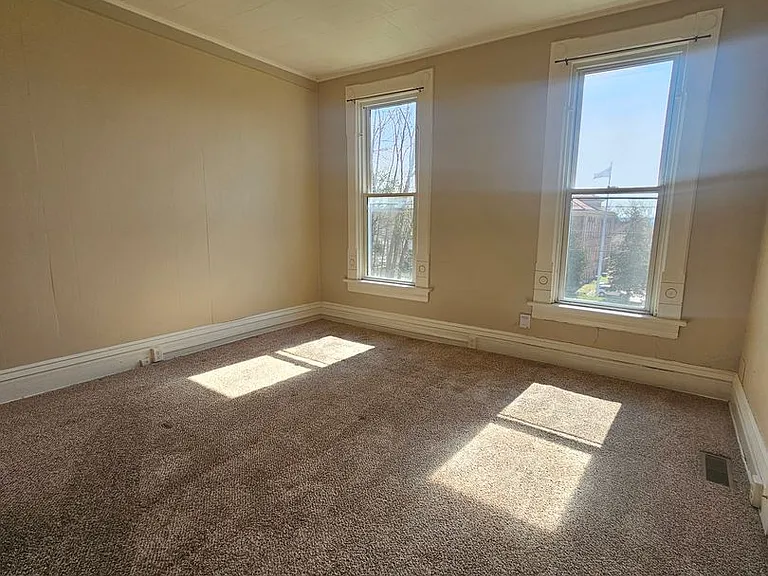 2148 Telegraph Rd — Photo 8