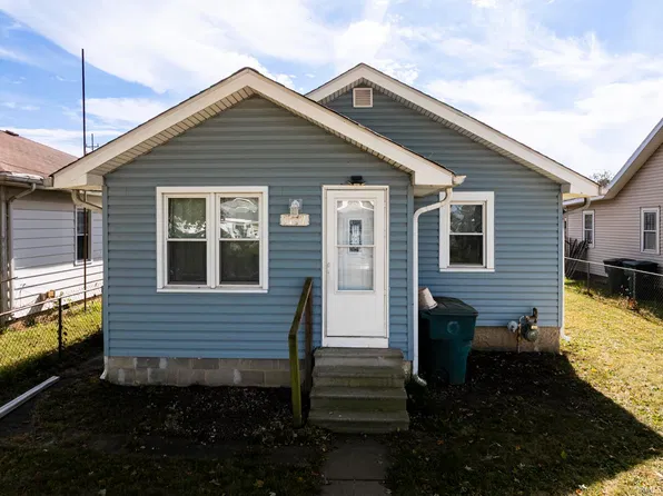 1717 W 13th St, Muncie, IN 47302