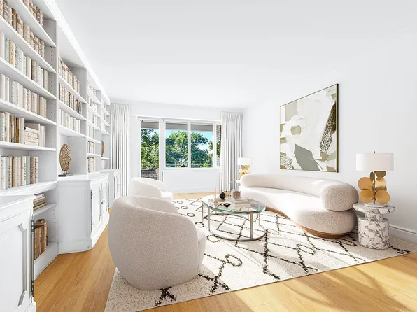 910 5th Ave APT 3A, New York, NY 10021