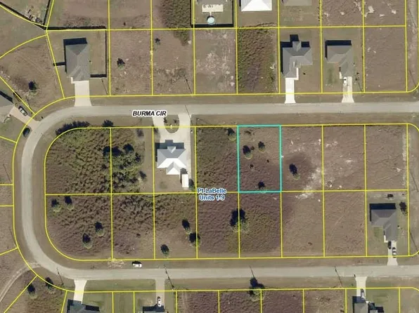 7008 Burma Cir, Labelle, FL 33935